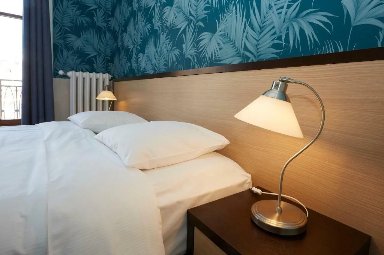 **  Hotel Central Geneva Switzerland
