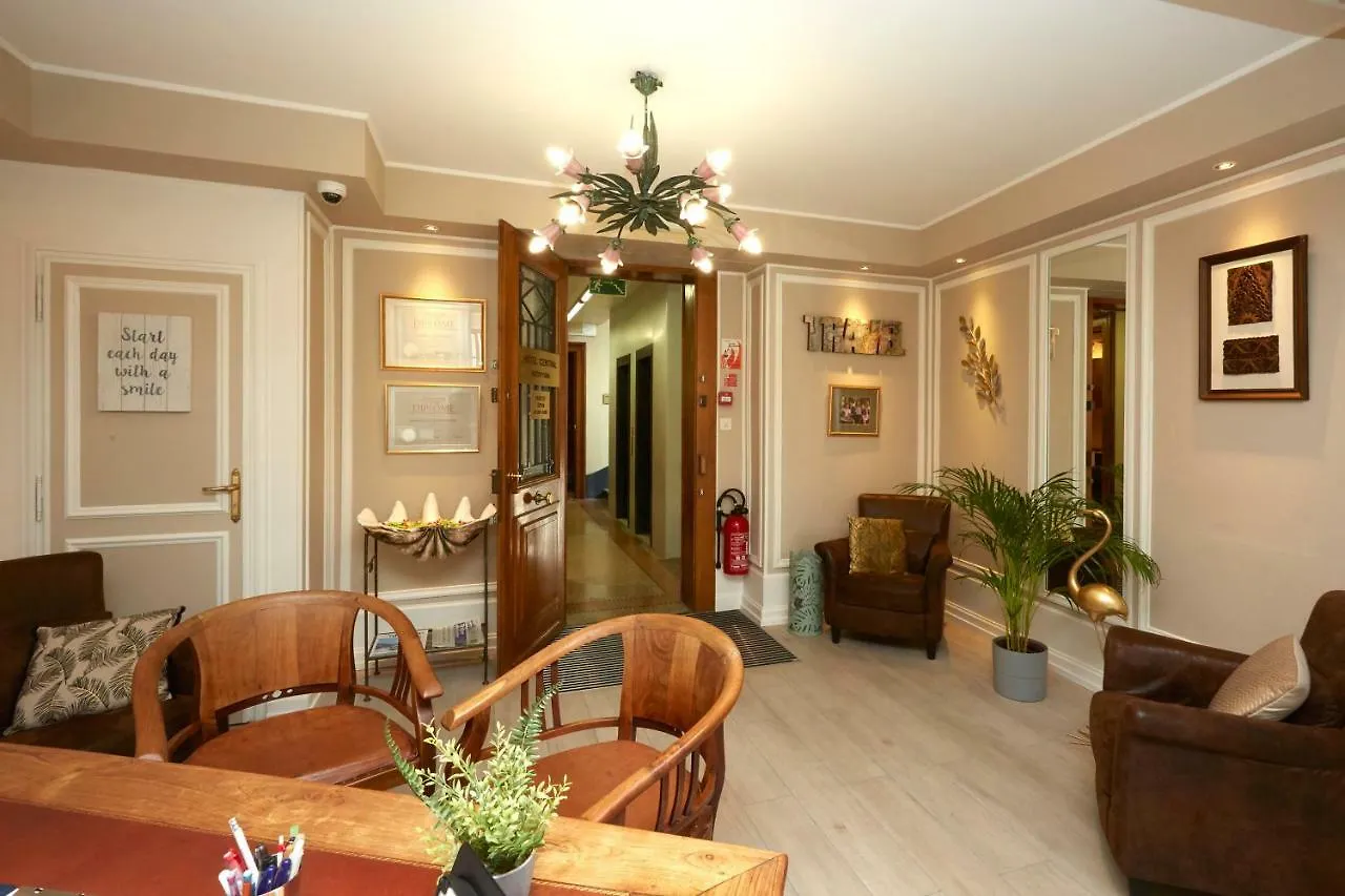 Hotel Central Genewa 2*,
